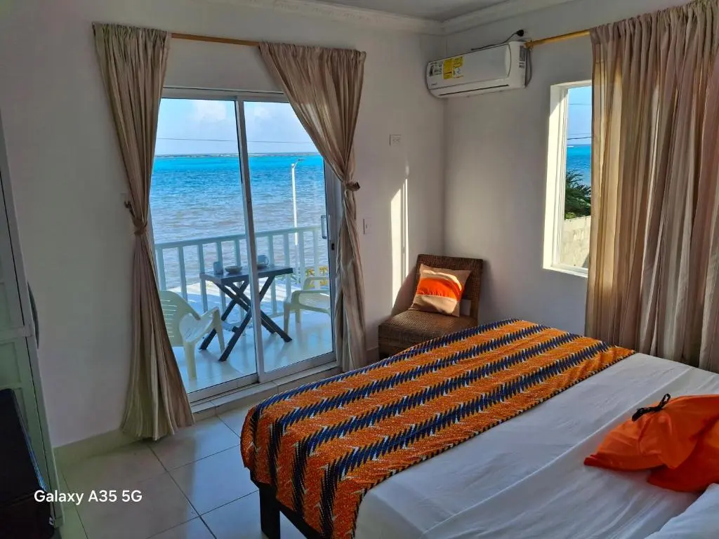 Apartamentos Bahia Rocky Point Providencia
