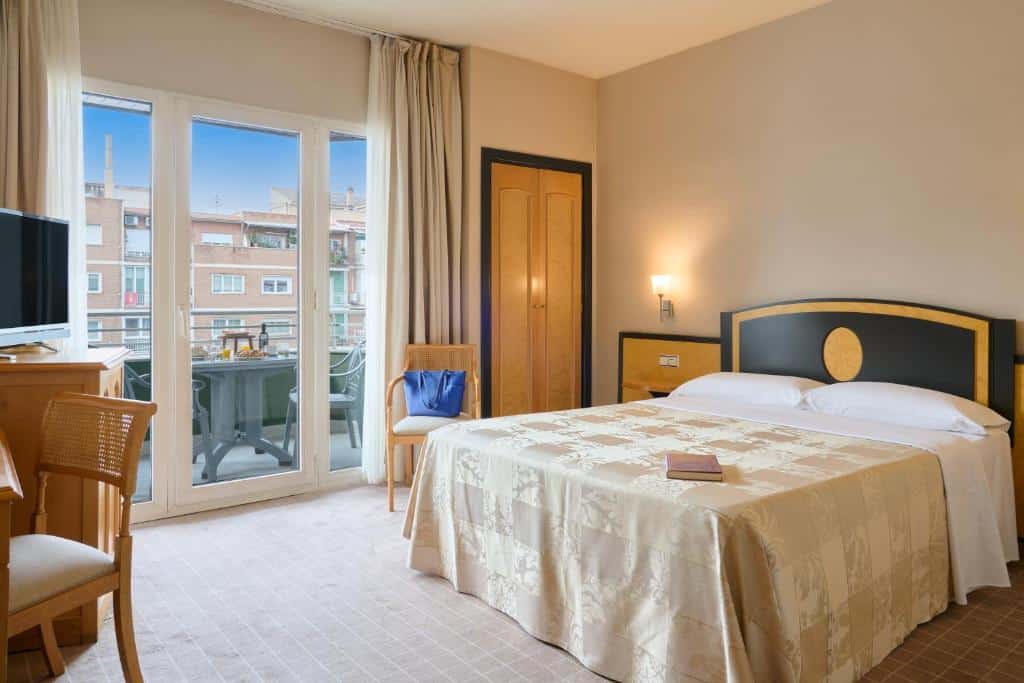 Hotel Maciá Cóndor Granada económico