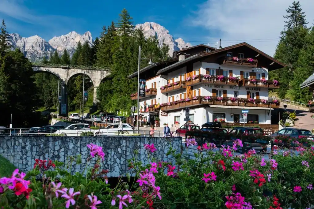Hotel Meublé Villa Neve Cortina