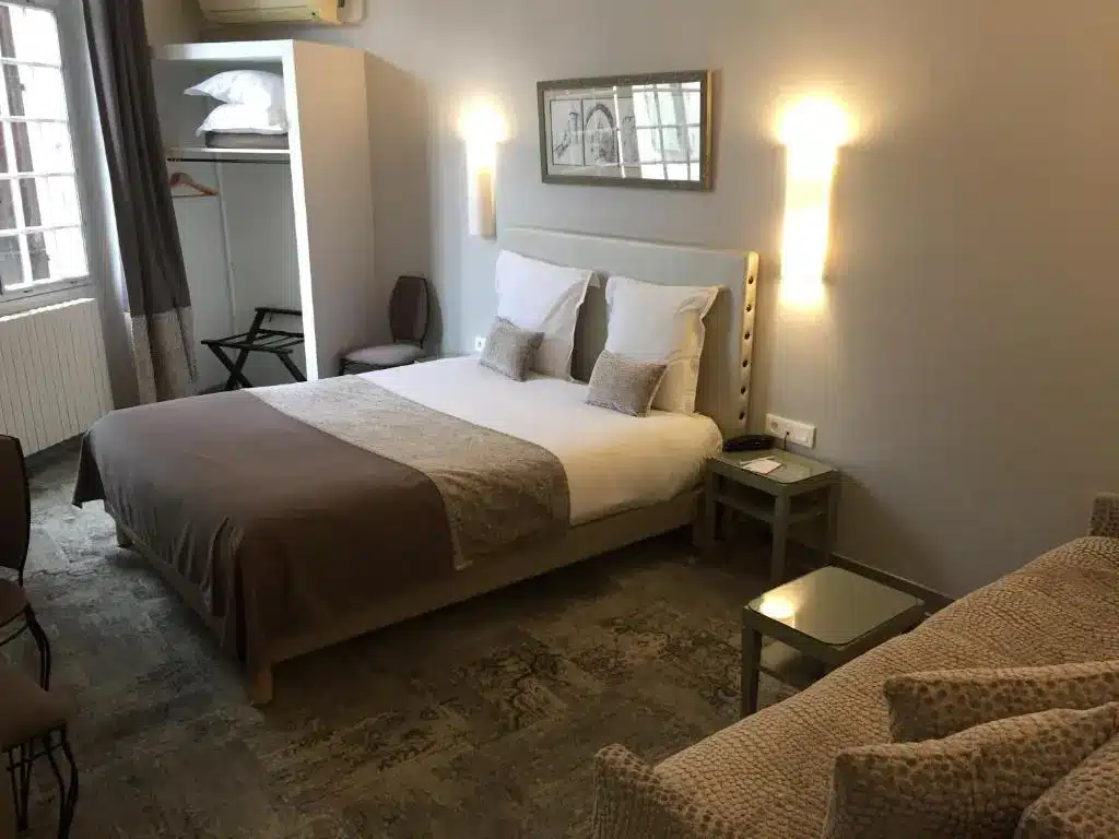 Hôtel du Pont Vieux en Carcasona, excelente relación calidad precio