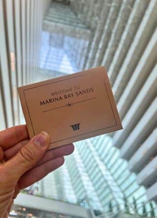 Tarjeta check in Marina Bay Sands