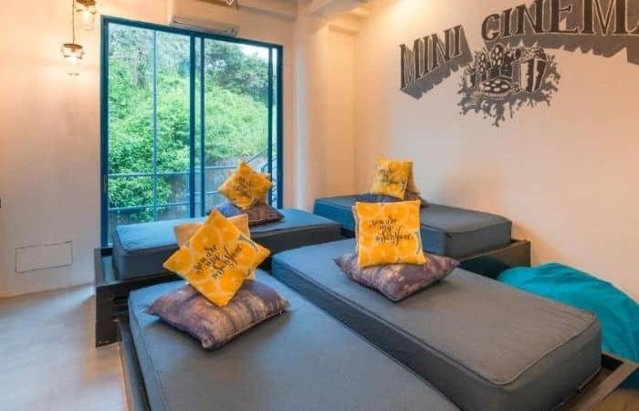 mochilero coron town