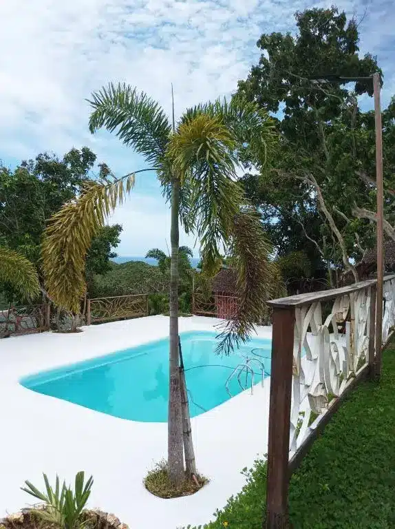 Ocam Ocam Azur Inn Coron