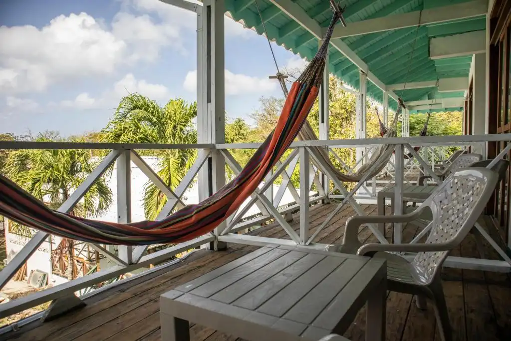 South West Bay Cabañas Providencia