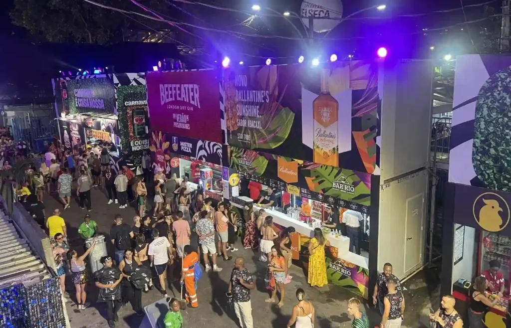 zona de restauración en el carnaval de Río de Janeiro, sectores pares.